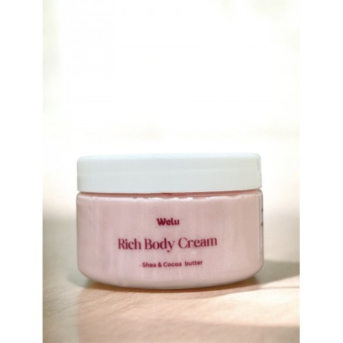 Strawberry body cream 